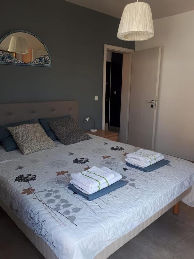 Obzor Tatyana Apartaments Bonjour Exterior photo